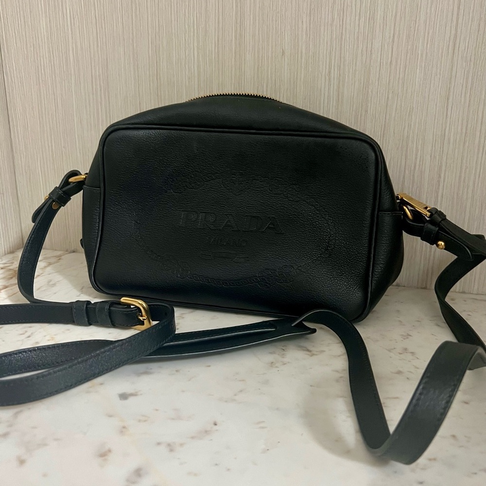 Prada Elegant Black Crossbody Bag